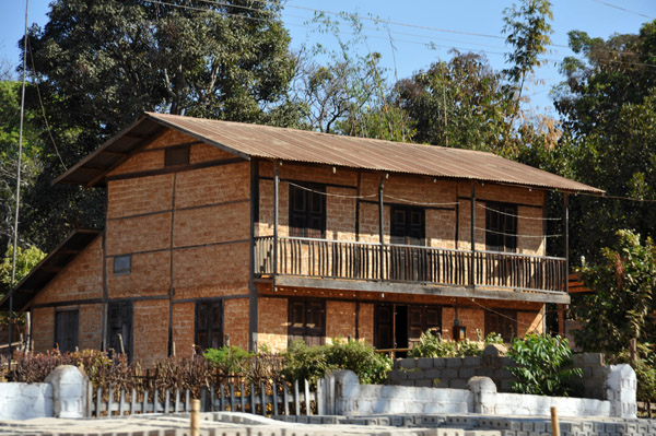 Brick house and timber house, Heho