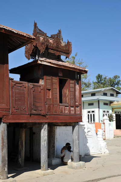Shwe Yan Pyay monastery