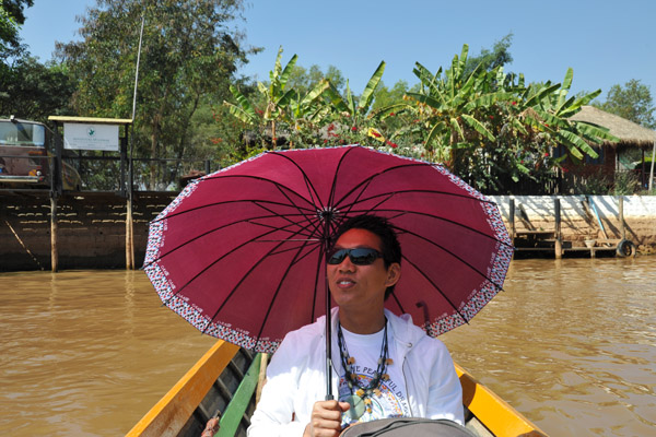 The sun is strong at Inle Lake