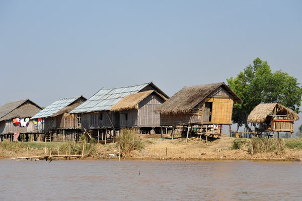 Return trip up the Nan Chaung Canal after visiting Inle Lake
