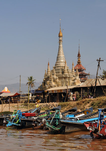 Pagoda by the Nan Chaung Canal, Nyaung Shwe