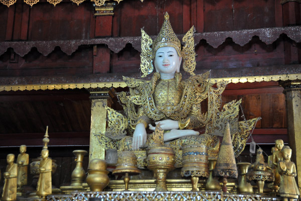 Ngaphechaung Monastery, Inle Lake