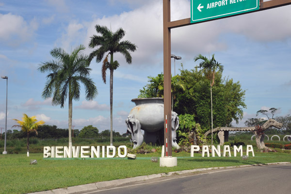 Driving from Tocumen Airport to Panama City