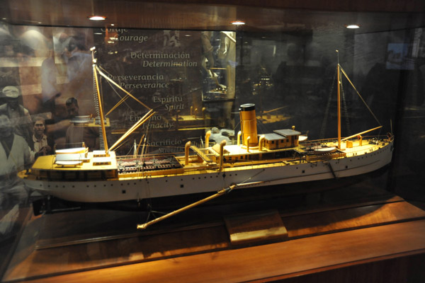 Model of the hydraulic suction dredge Culebra, built in 1907 for the Panama Canal project