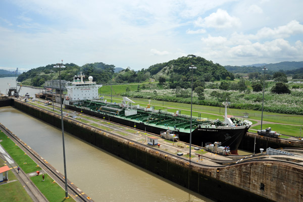 The tanker British Security in the first stage of the Miraflores Locks