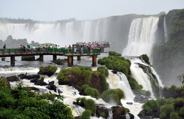 The Brazilian walkway at Devil's Throat