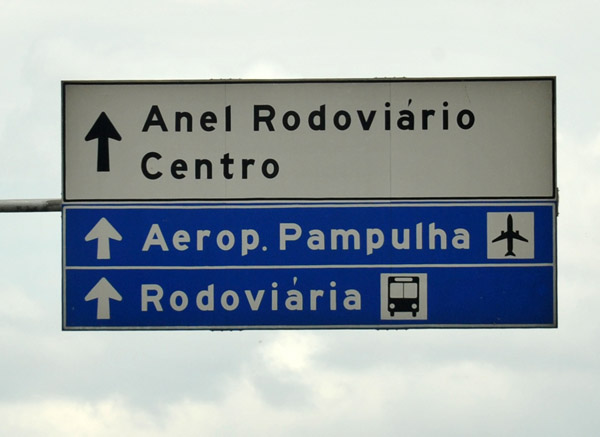 Belo Horizonte road sign - Centro and Aeroporto Pampulha, the domestic airport close to the city center
