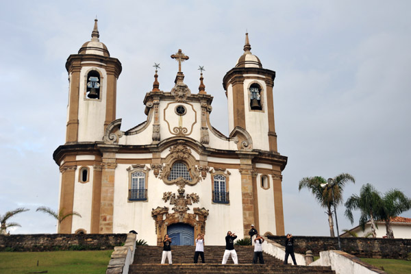 The faade of Igreja Nossa Senhora do Carmo is by Aleijadinho
