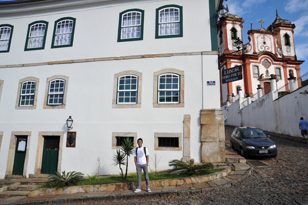 Luxor Ouro Preto Pousada next to Conception Church