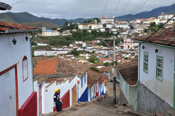 Rua Santa Efignia with paint crew, Ouro Preto