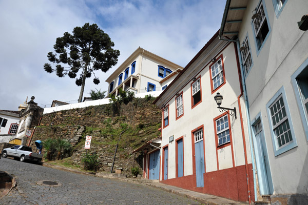 Climbing towards the city center of Ouro Preto