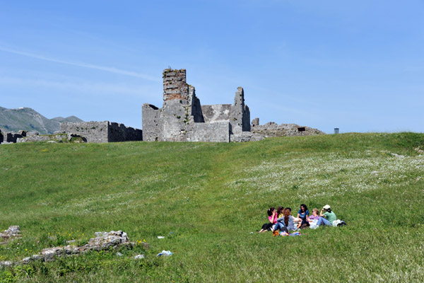 Group of locals enjoying Rozafa Castle