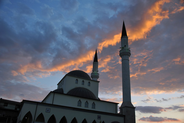 Dusk with Parruces Mosque, Shkodr