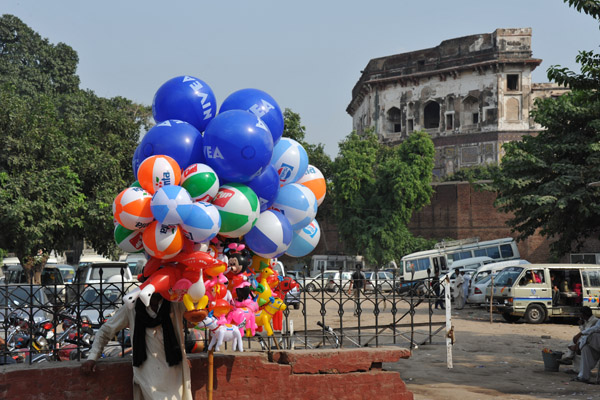 Selling balloons near Lahore Fort