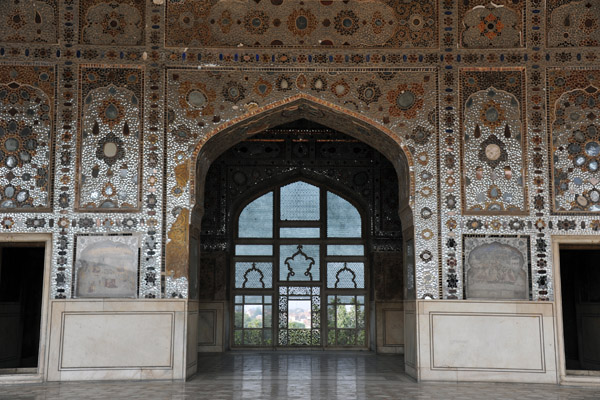 Hall of Mirrors, Lahore Fort