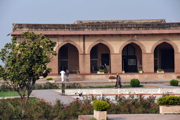 Bari Khawabgha - the Large Sleeping Chambers of Jahangir, now a musuem