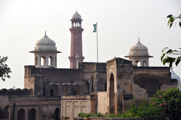 Alamgiri Gate from inside Lahore Fort