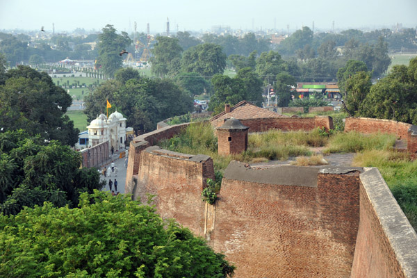 Bastion to the north of the Alamgiri Gate, Lahore Fort