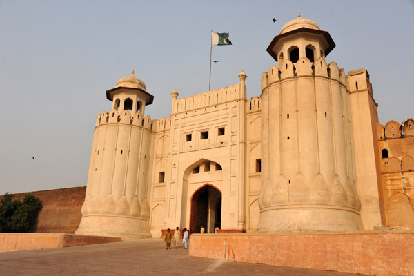 Alamgiri Gate, Lahore Fort