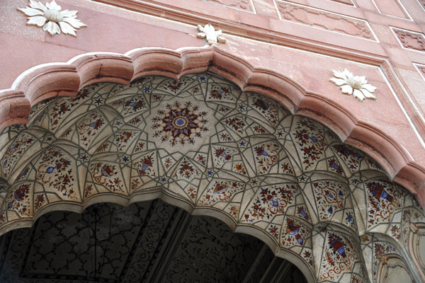Archway, Badshahi Mosque Prayer Hall