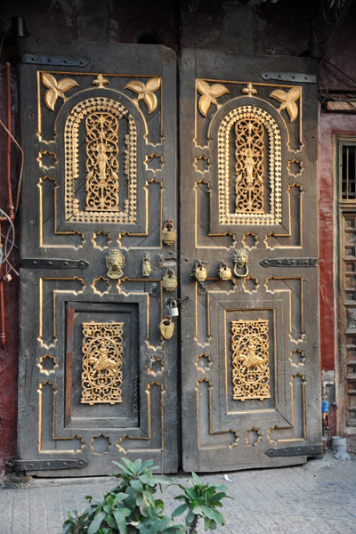 Ornate gate of a traditional mansion, Lahore
