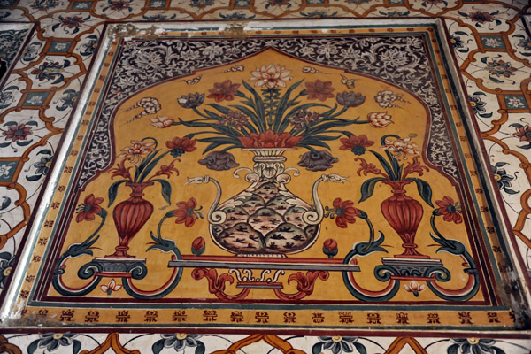 Fine Pietra Dura of marble and colored stones, Tomb of Jahangir