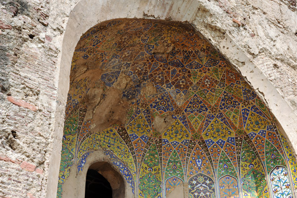 Detail of one of the 8 iwans of the Tomb of Asif Khan