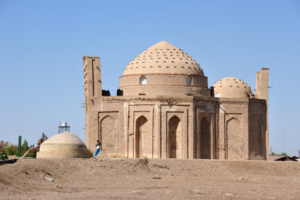 Sultan Ali Mausoleum, 16th C, Konye-Urgench