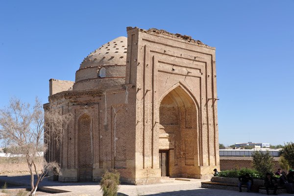 Mausoleum of Sultan Ali, Konye-Urgench