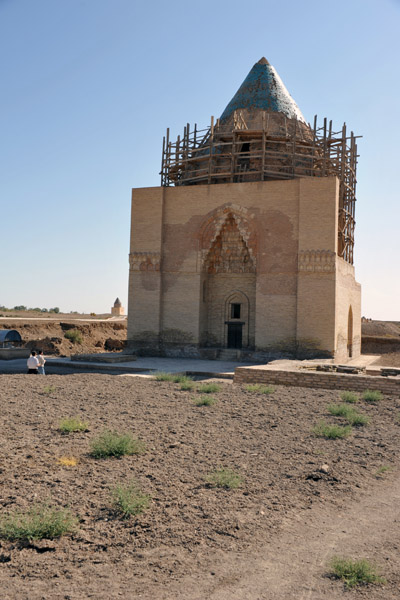 Sultan Tekesh Mausoleum