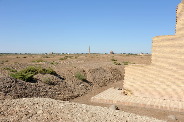 The distant mausoleums and great minaret of Konye-Urgench