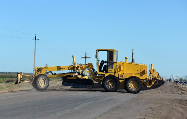 Road construction, Turkmenistan