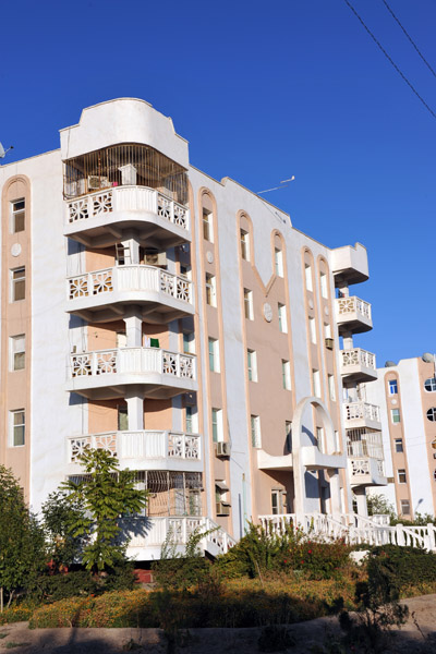Apartments along Turkmenbashy Bouldvard, Dashoguz
