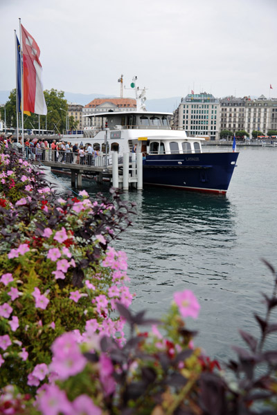 Lake Geneva tour boat Lavaux