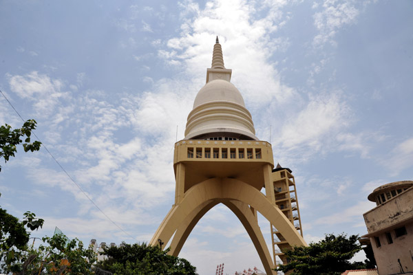 Sambodhi Chaithya near the Port of Colombo, Fort