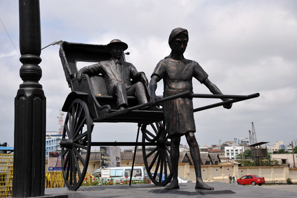 Rickshaw sculpture in front of the Grand Oriental Hotel, Colombo-Fort