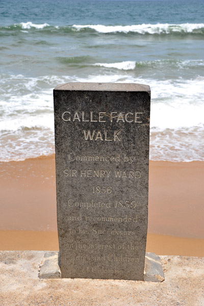 Monument - Galle Face Walk