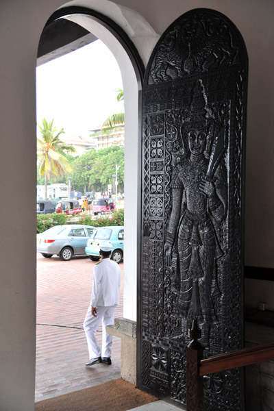 Galle Face Hotel - Carved door
