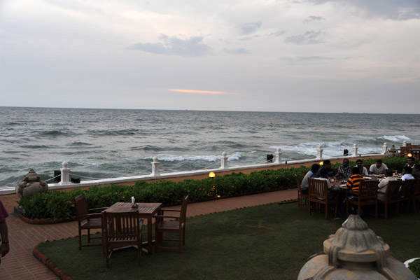 Galle Face Hotel, sunset - I'll have to try again