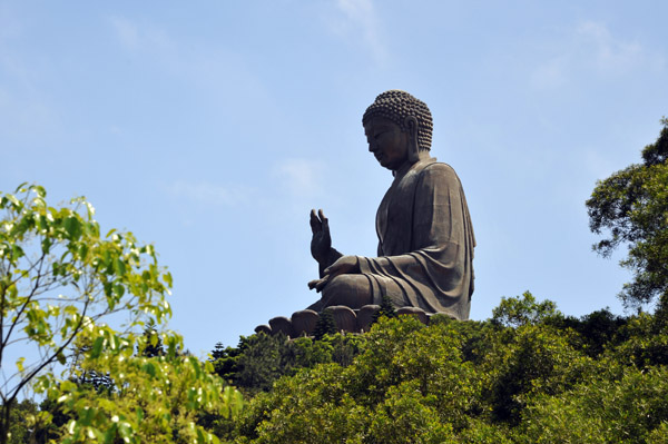 The Tian Tan Buddha is 34m tall and weighs 250 tons