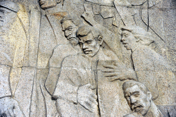 Monument to the People's Heroes, Shanghai