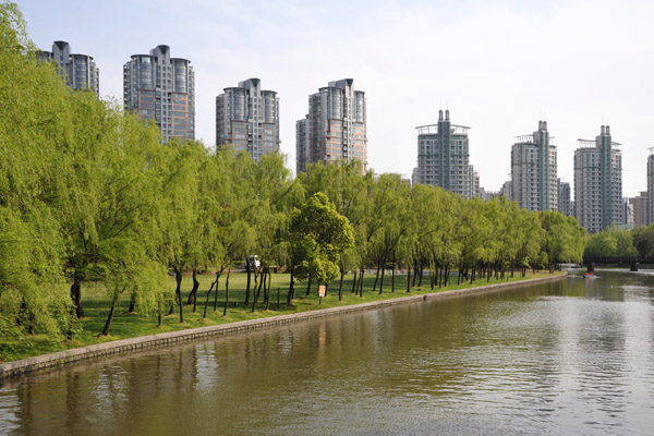 Zhangjia River, Century Park, Shanghai-Pudong