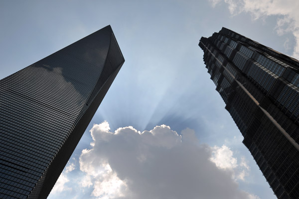 Shanghai World Financial Center and Jin Mao Tower, the two giants of Lugiazui 