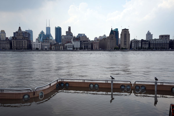 Flooding of the Huangpu River in central Shanghai