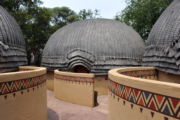 Beehive Huts - Zulu Village, Lesedi