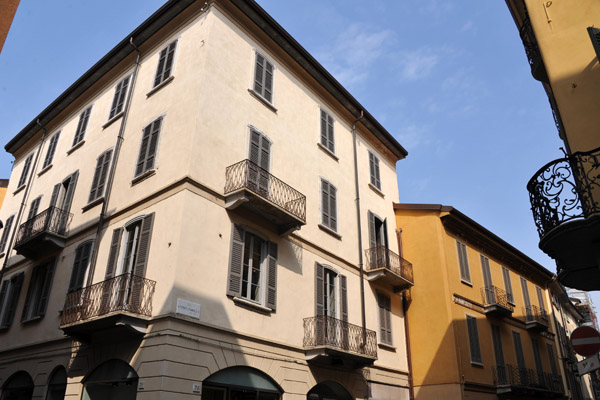 Via Vittorio Emanuele II, Como