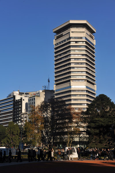 Torre Pirelli, 1975, Retiro