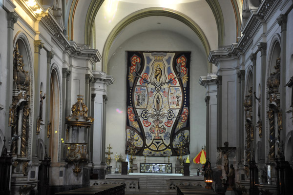 Modern altarpiece of the Basilica of St. Francis