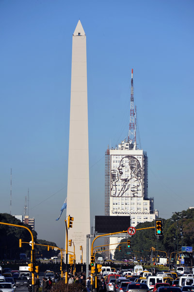 Obelisk on Av de 9 Julio, Buenos Aires 