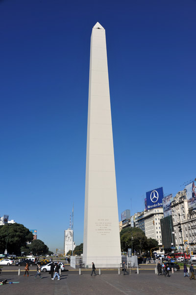 The Obelisk - Avenida 9 de Julio, Buenos Aires